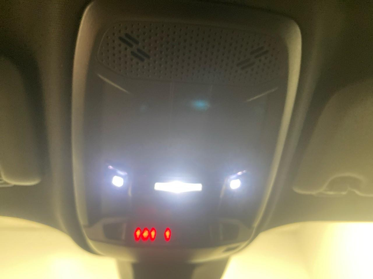 Peugeot 2008 puretech 130 s&s eat8 gt — photo 16
