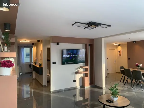T4 meublé 96 m² - 3 chambres - Parking - Chauffage et eau inclus - Valence Sud
