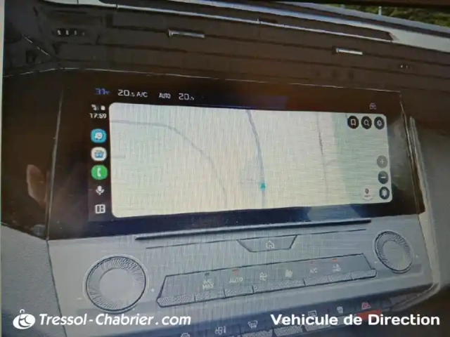 Peugeot 308 hybrid 145 e-dcs6 — photo 17