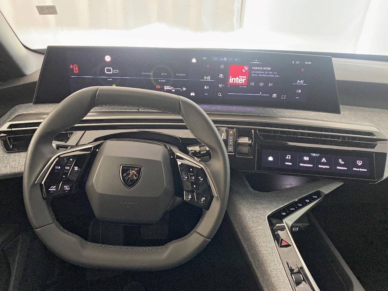 Peugeot 3008 hybrid 145 e-dcs6 allure — photo 15