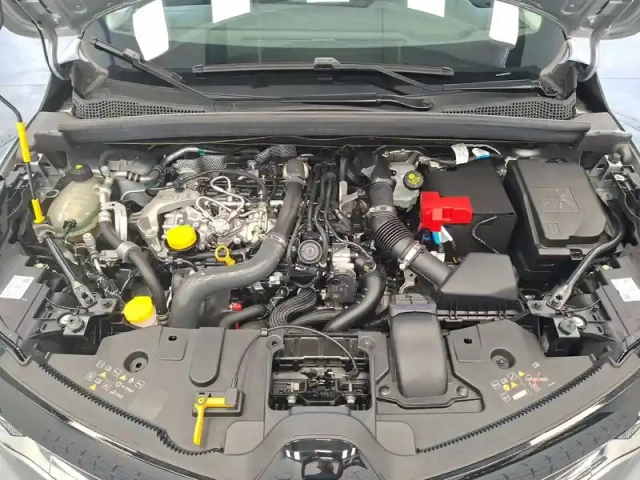 Renault Captur tce 140 - 21 — photo 13