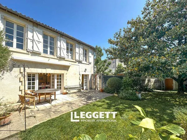 Maison 7 pièces 200 m²