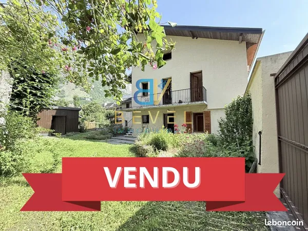 Maison 6 pièces 176 m²