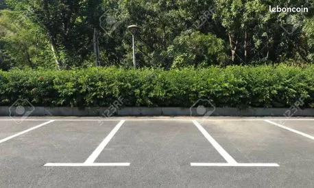 MERIGNAC : Place de Parking à louer, résidence Capeyron