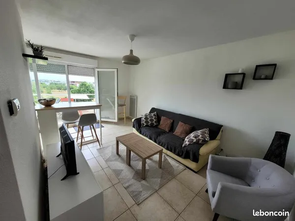 T2 de 37m2 avec balcon et box
