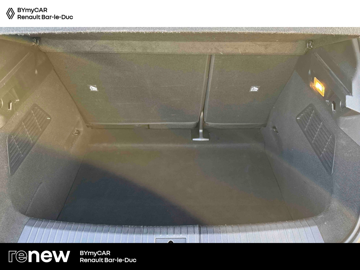 Renault Megane E-Tech EV60 220 ch optimum charge — photo 13