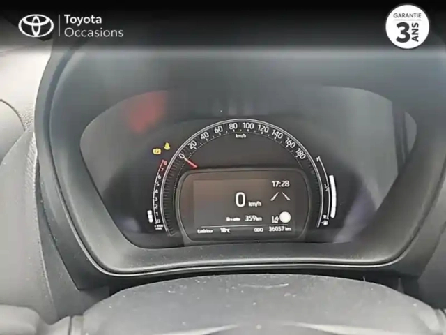 Toyota Aygo X 1.0 vvt-i 72ch dynamic — photo 14
