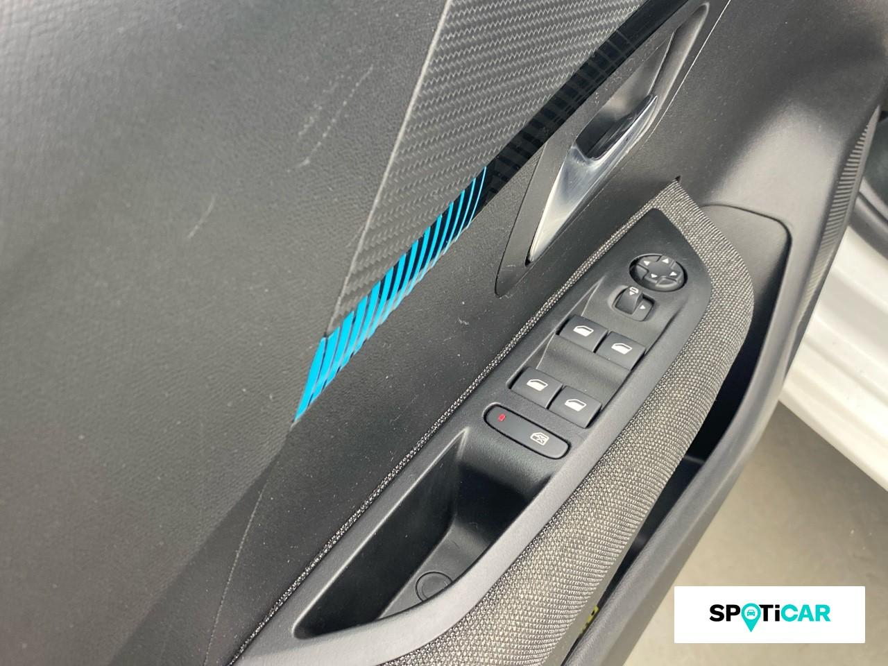 Peugeot 208 style puretech 100 s s bvm6 — photo 16