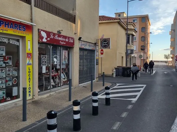 Commerce Location Agde  30m² 750€
