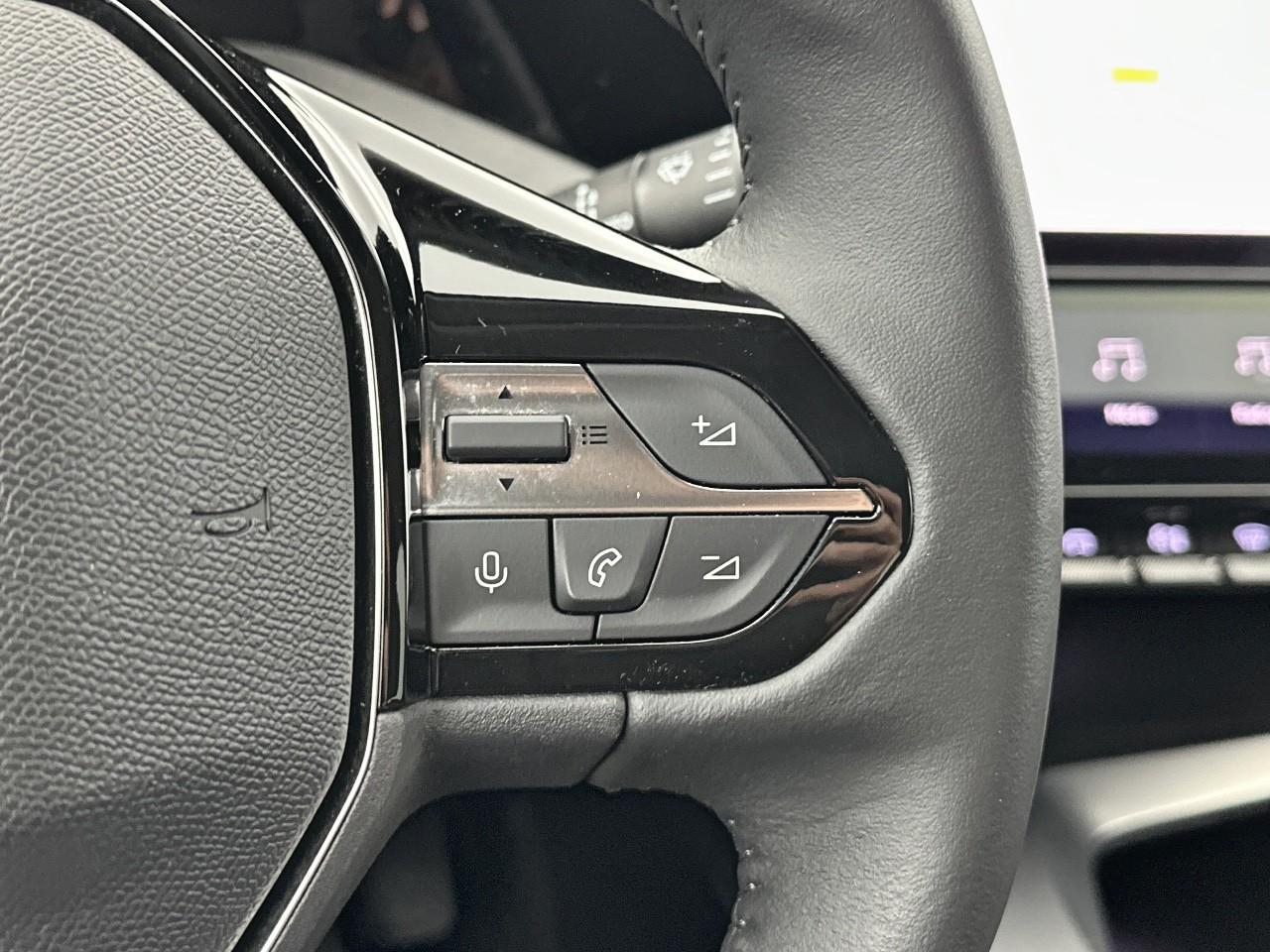 Peugeot 308 puretech 130ch s&s bvm6 allure — photo 19
