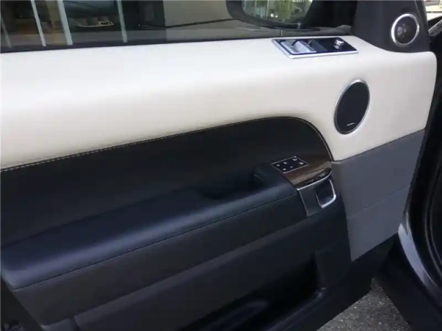 Land Rover Range Rover mark ix p400e phev 2.0l 404ch — photo 6