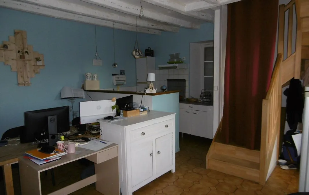 Photo 1