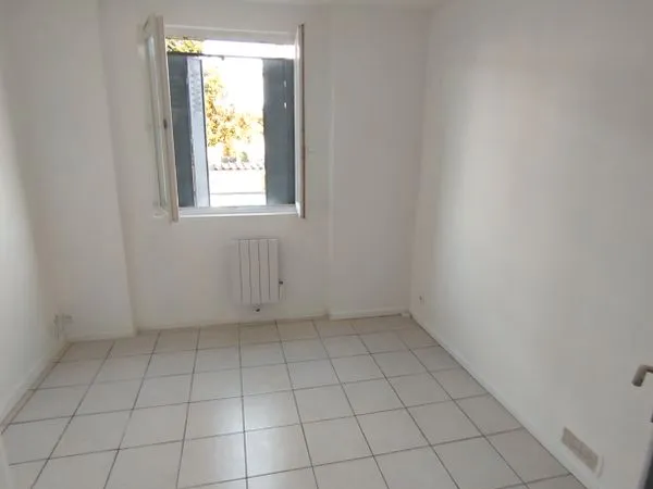Locatio f1