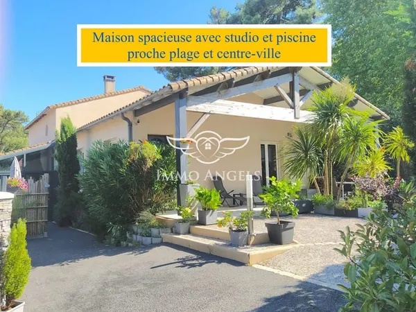 Maison spacieuse avec studio et piscine