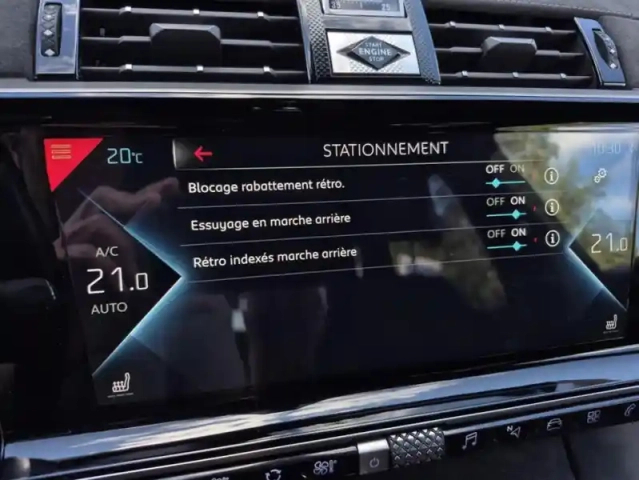 Ds Ds 7 e-tense 4x4 300 performance line + — photo 20