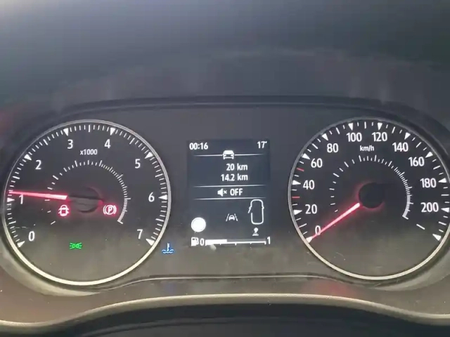 Dacia Sandero sce 65 — photo 21