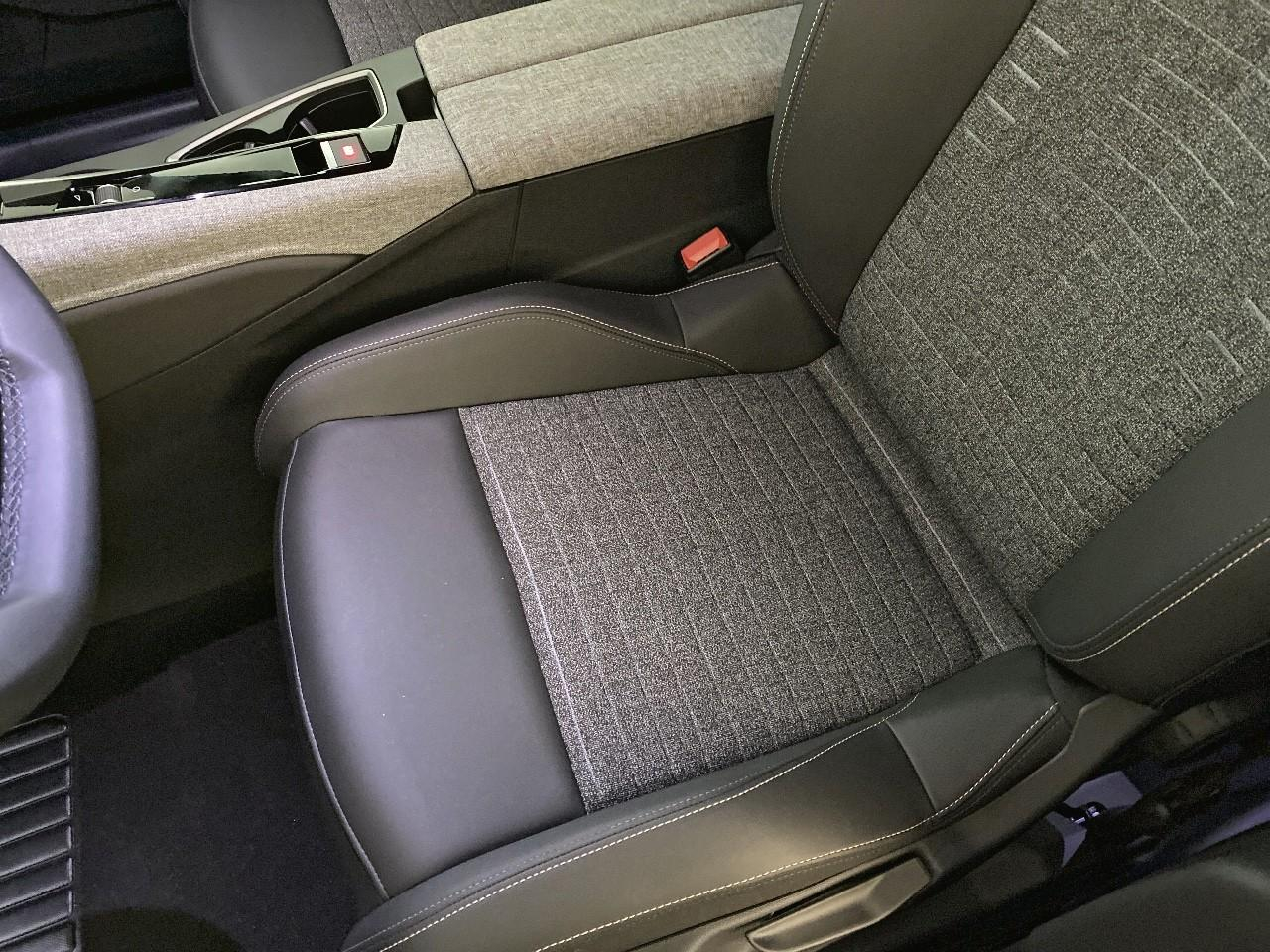 Peugeot 5008 hybrid 145 ch e-dcs6 allure — photo 9