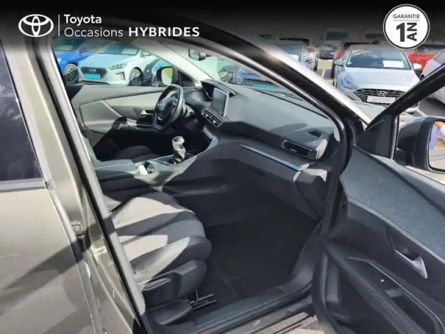 Peugeot 3008 1.5 bluehdi 130ch e6.c allure business s&amp;s 7cv — photo 6