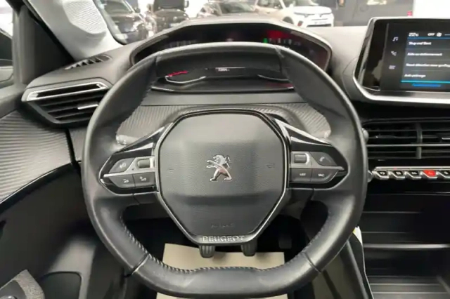 Peugeot 208 puretech 100 s&amp;s bvm6 — photo 107