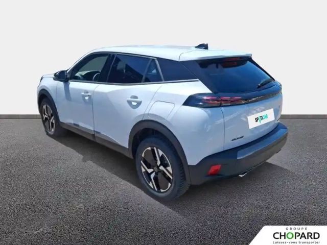 Peugeot 2008 hybrid 145 e-dcs6 — photo 7