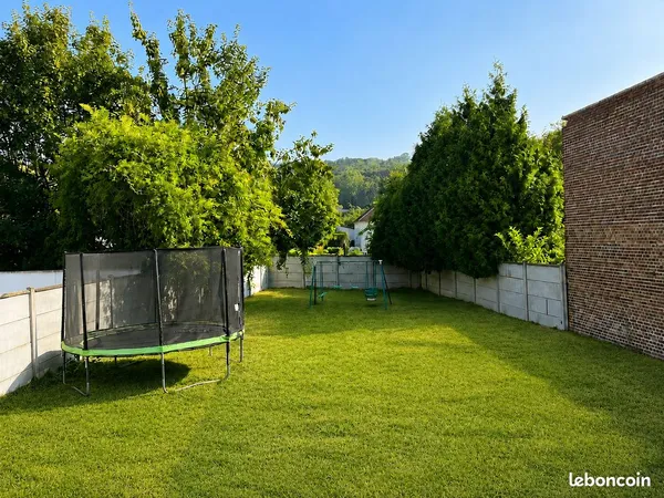 CLAIROIX. Maison 5 pièces 260 000