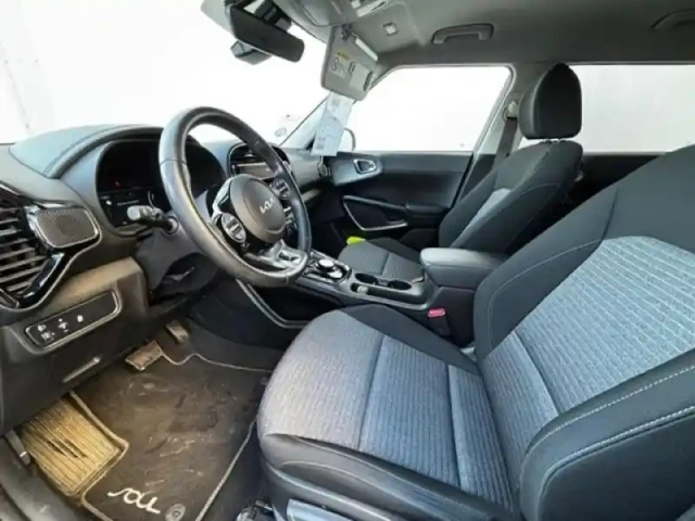 Kia E-Soul 204ch active — photo 24