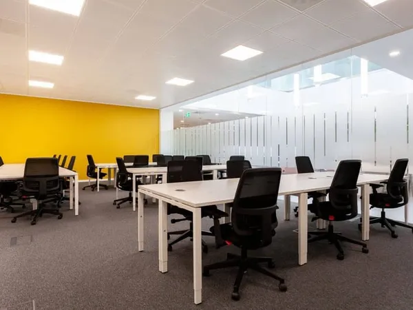 Bureau 187 m²