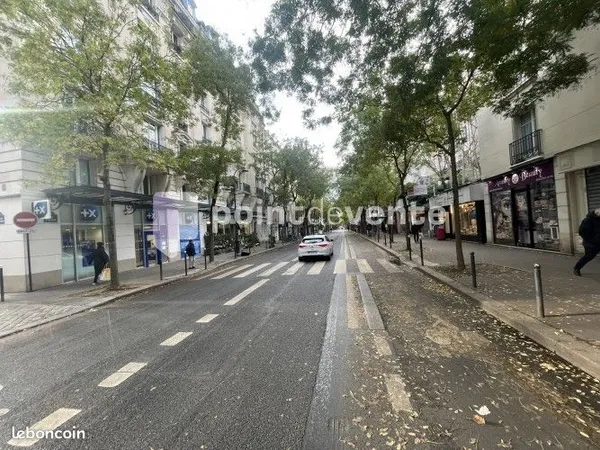 Commerce beauté/coiffure 56 m²