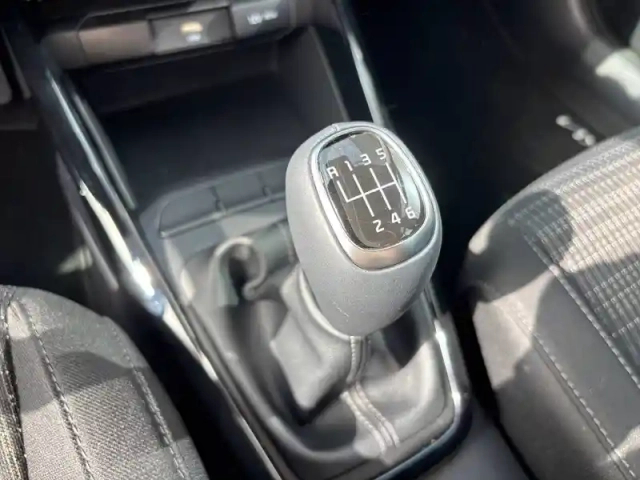 Kia Stonic 1.0 t-gdi 100 ch bvm6 — photo 28