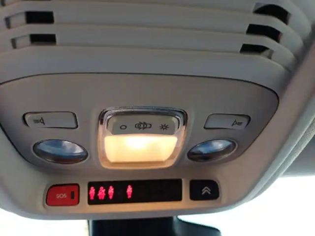 Citroën C3 Aircross bluehdi 120 s&amp;s eat6 — photo 25