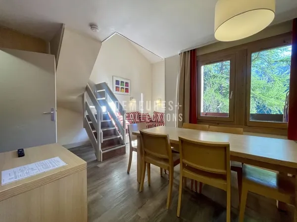 Duplex rénové en 2024, dernier étage, 2 chambres et jusqu'à