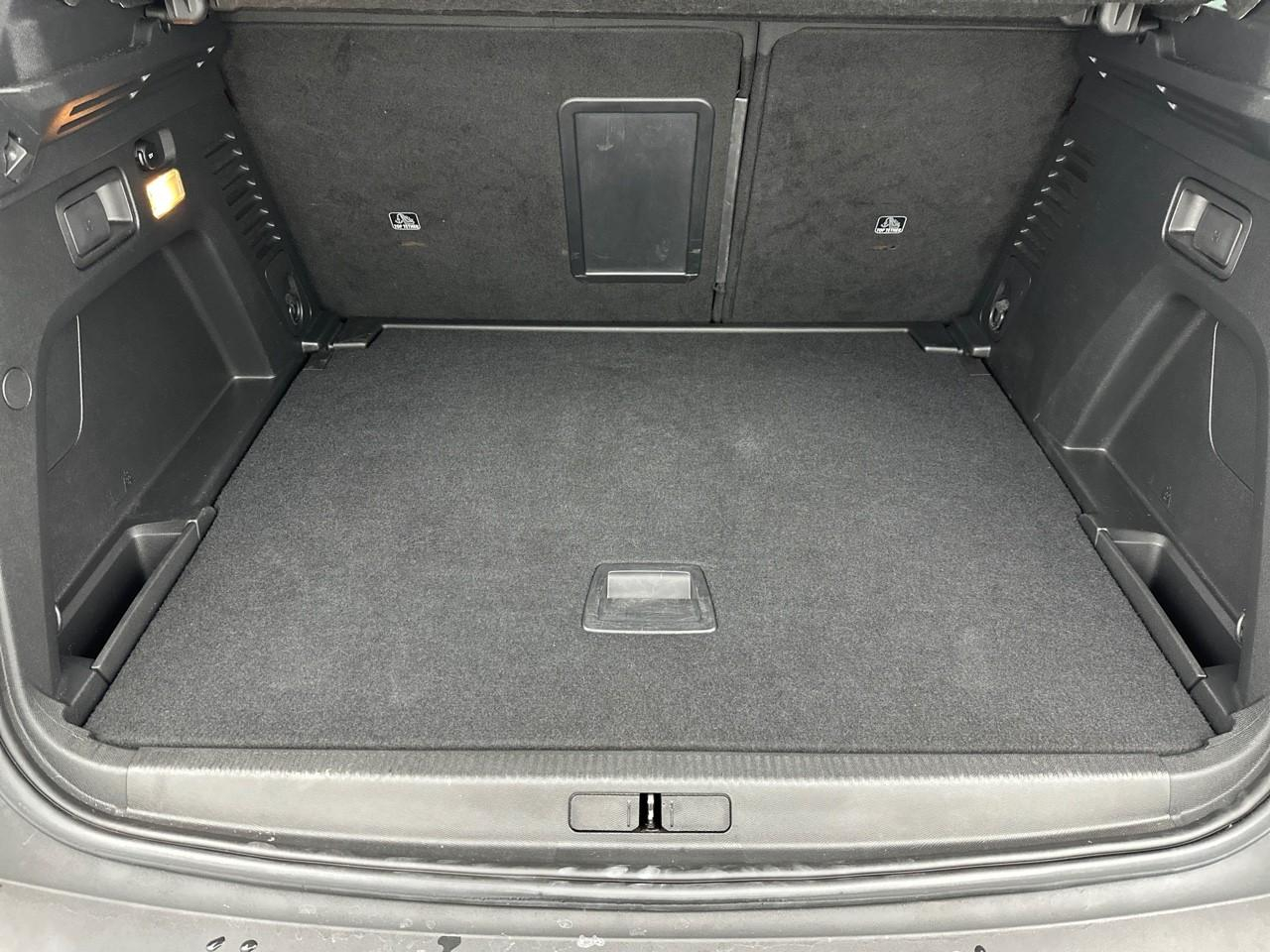 Peugeot 3008 puretech 130ch s&s eat8 active pack — photo 6