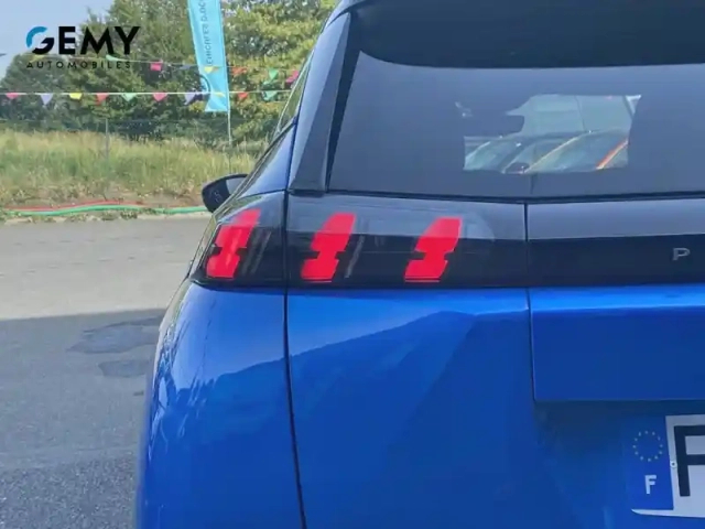 Peugeot 2008 moteur électrique 136 ch — photo 31
