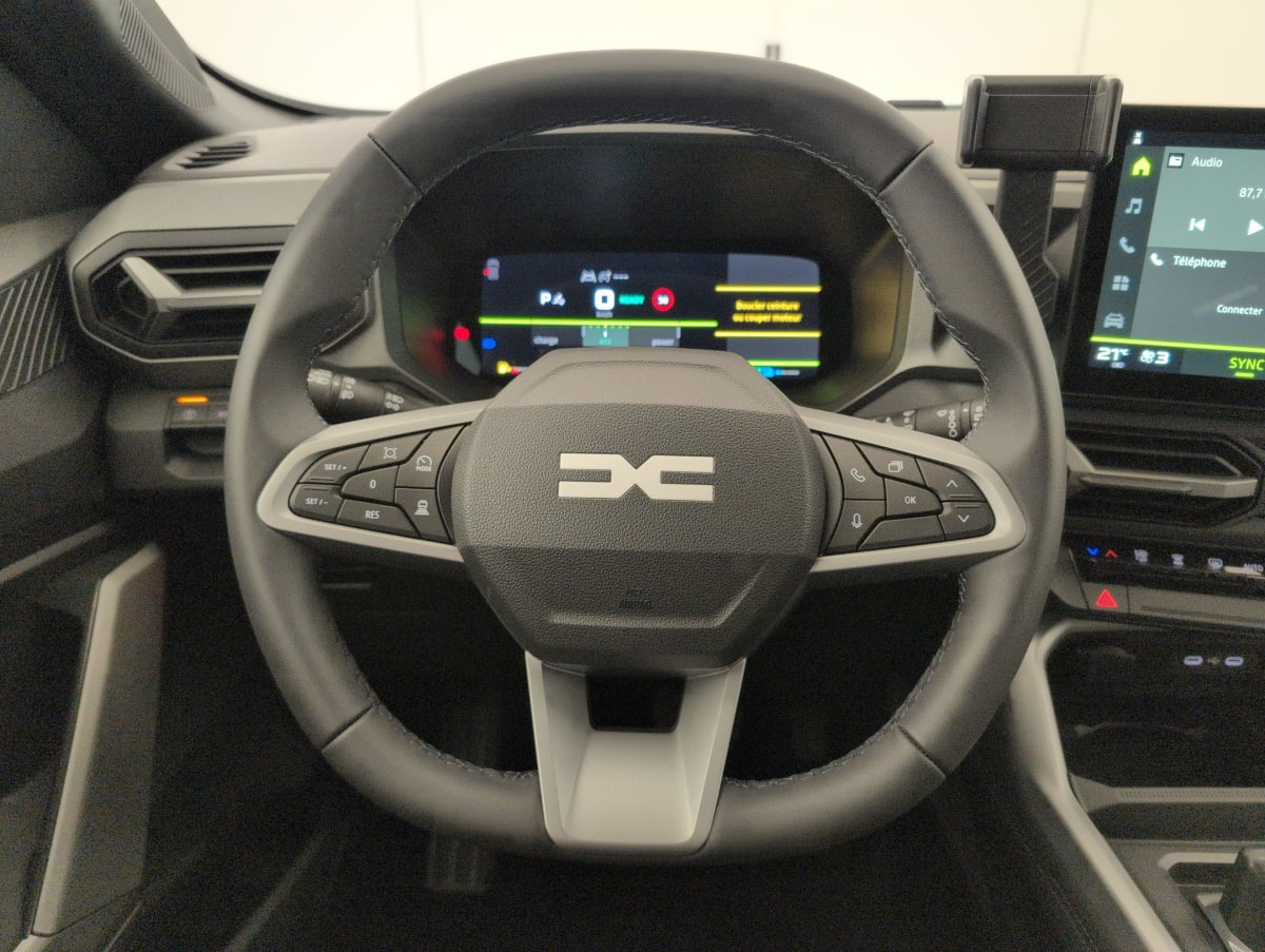 Dacia Bigster — photo 21