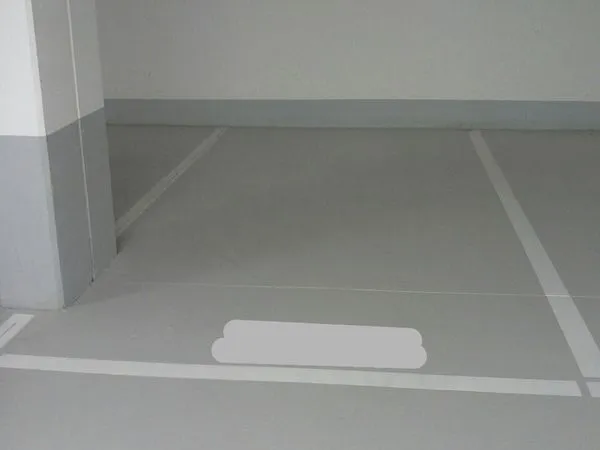 Place de parking dans résidence