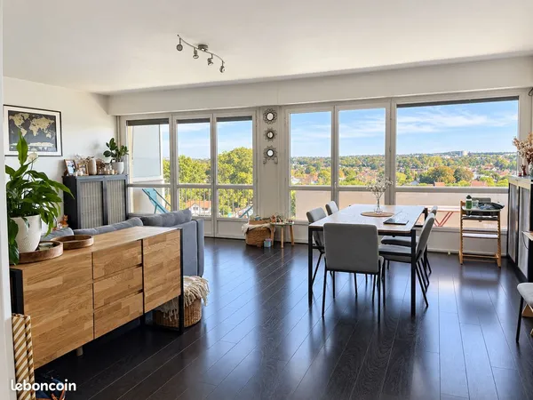 Appartement 4 pièces - Dernier étage - Vue Seine