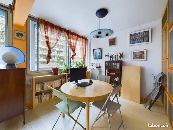 Location appartement 5p 100m2 Paris Xi