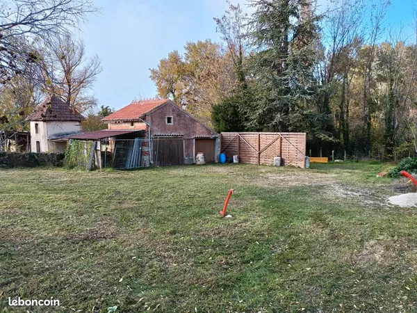 Terrain constructible
