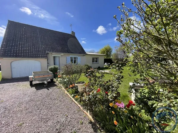 COLLEVILLE MONTGOMERY (14 880) ENSEMBLE IMMOBILIER (2 MAISON
