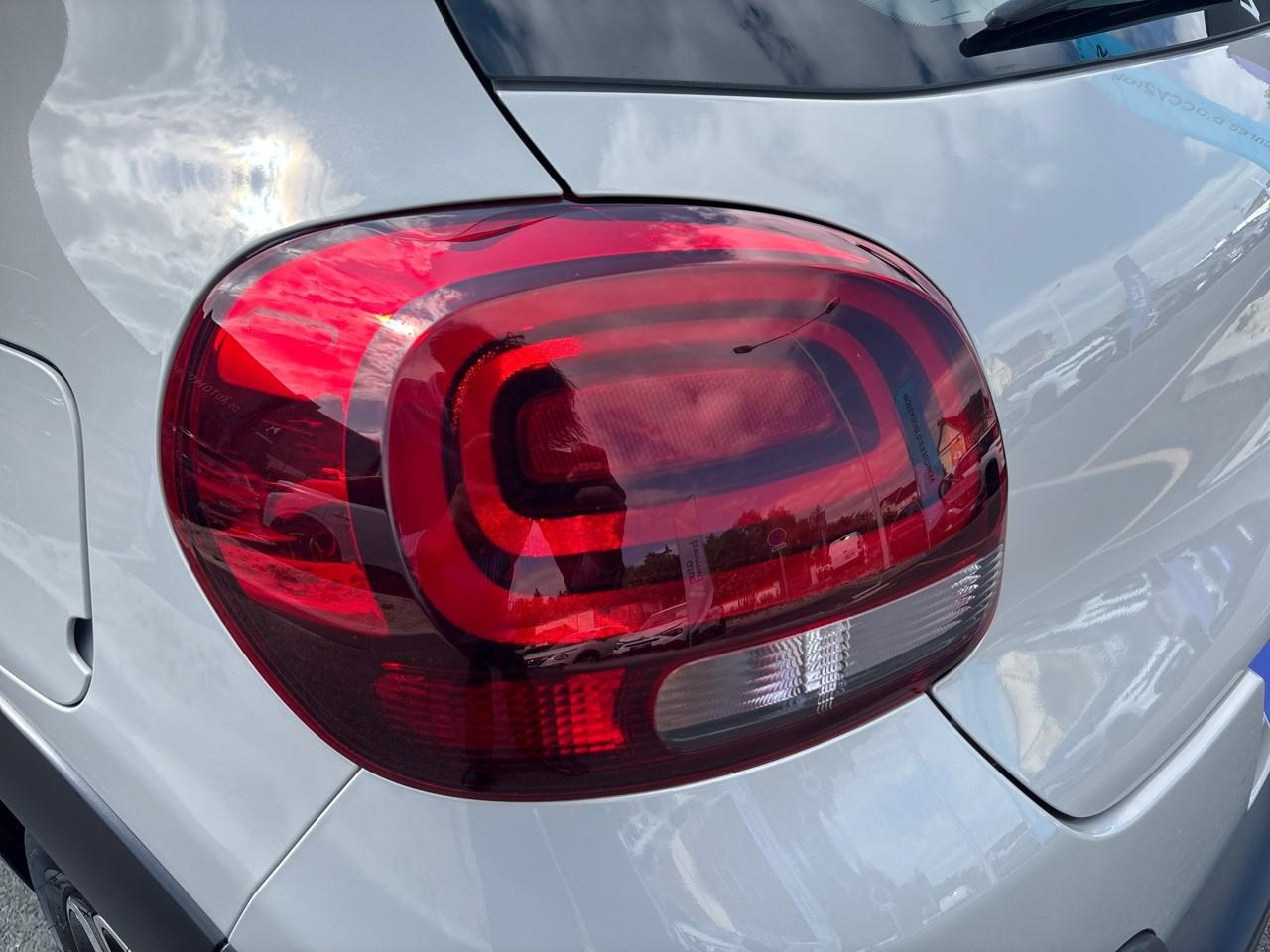 Citroën C3 1.2 puretech 83ch s&s shine — photo 22