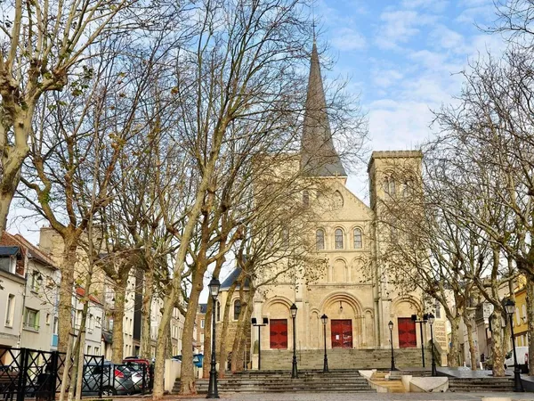 SAINT VINCENT - MAISON DE VILLE