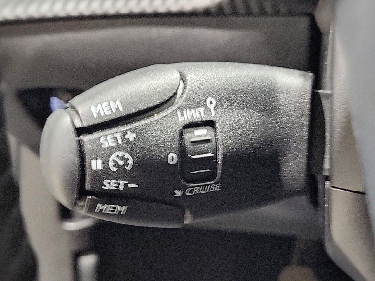 Peugeot 2008 100 s&s bvm6 style — photo 22