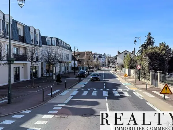 Fonds de commerce 270 m²