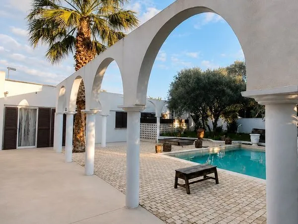Maison 279 m² avec piscine