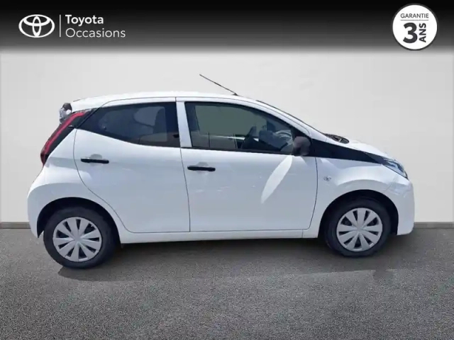 Toyota Aygo 1.0 vvt-i 72ch x-pro 5p my21 — photo 8