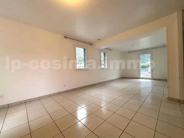 Loft 5 pièces 118 m²