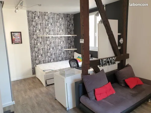 Beau studio meublé rue de Le nostre