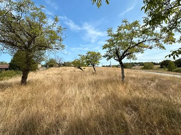 Jugeals-Nazareth - Terrain 1557 m² avec vue, plein sud + permis obtenu