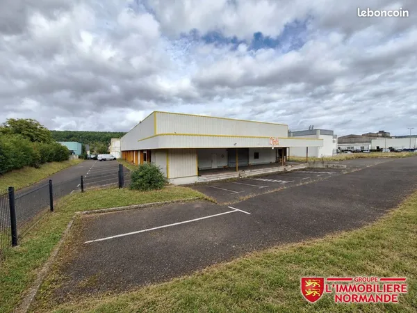 Bureaux 1200 m² GRAVIGNY