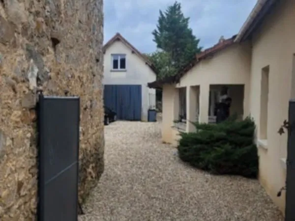 Maison 152m2 Carrez + Dépen 295 000 € - Villeneuve-la-Guyard